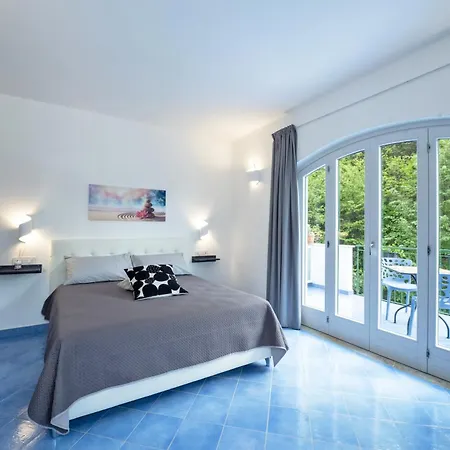 Serenity House Apartment *