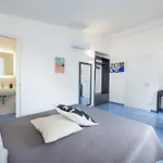Serenity House Apartment *