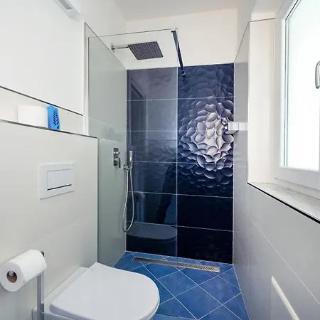 Daire Serenity House